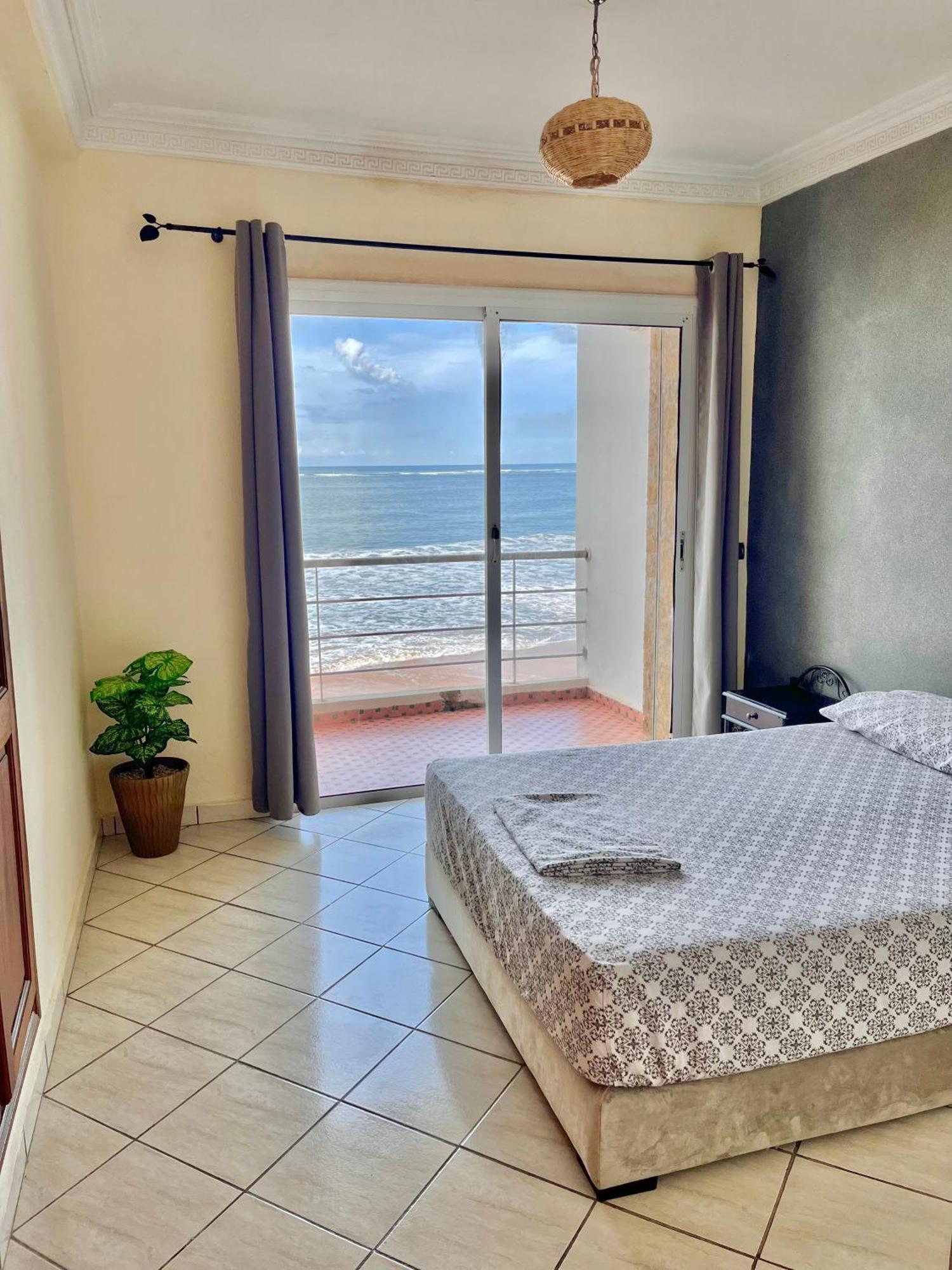 Splendid Beachfront Villa In Sidi Bouzid Beach With Pool Douar Ourlali Luaran gambar