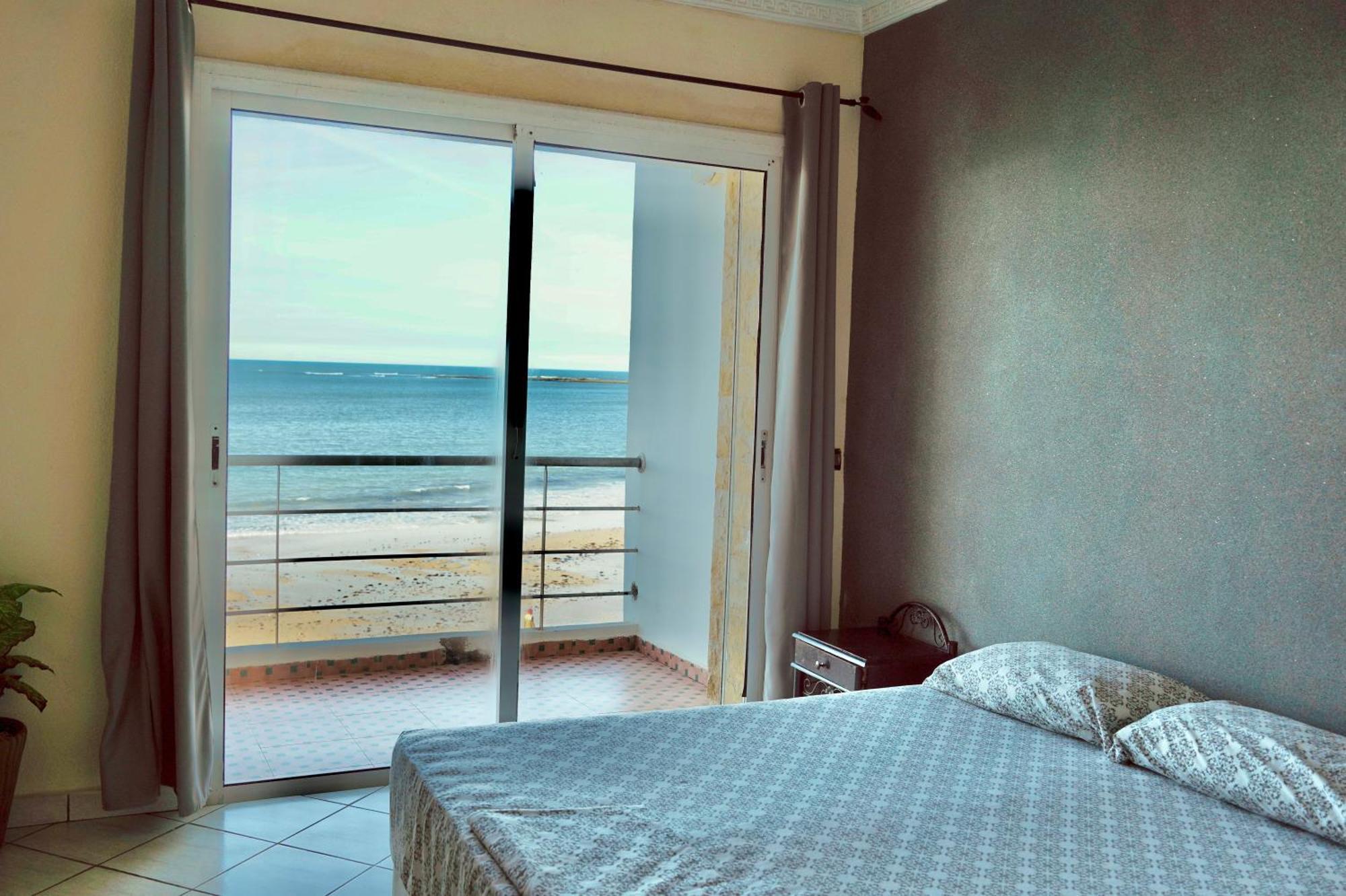 Splendid Beachfront Villa In Sidi Bouzid Beach With Pool Douar Ourlali Luaran gambar