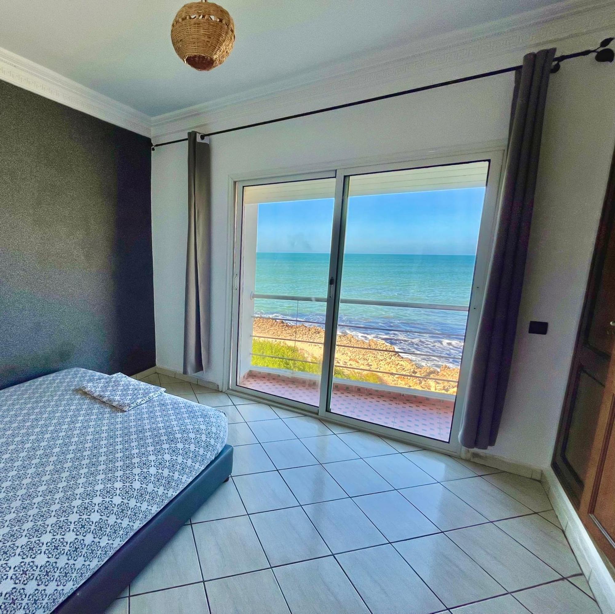 Splendid Beachfront Villa In Sidi Bouzid Beach With Pool Douar Ourlali Luaran gambar