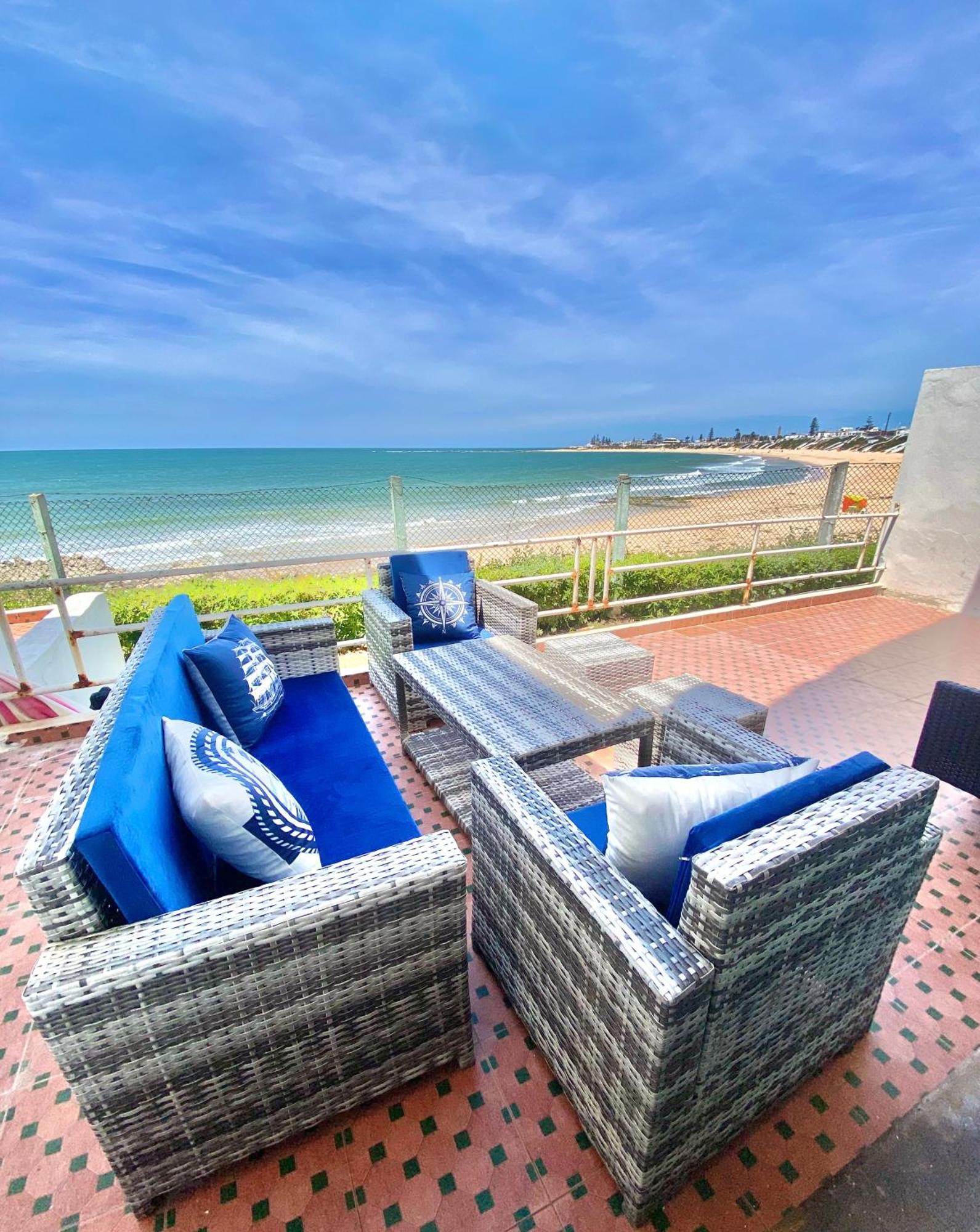 Splendid Beachfront Villa In Sidi Bouzid Beach With Pool Douar Ourlali Luaran gambar